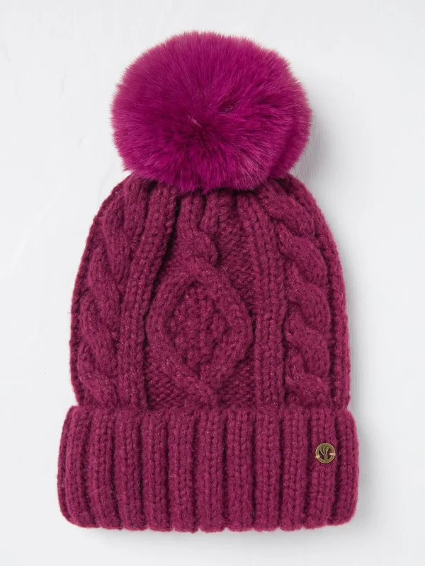 Billie Cable Bobble Beanie*FatFace Fashion